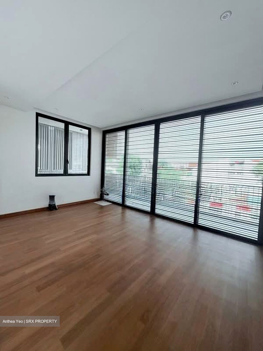 Seletar Garden (D28), Detached #535339271